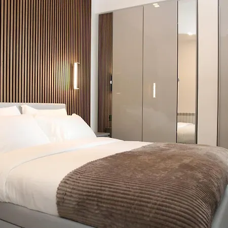 Luxury Pure! Bazzoni 2-room Suite, Fully Equipped
