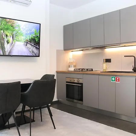 아파트 Luxury Pure! Bazzoni 2-room Suite, Fully Equipped 올비아