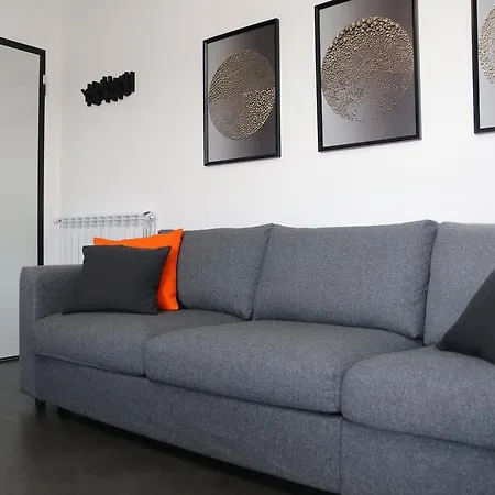 Apartment Luxury Pure! Bazzoni 2-room Suite, Fully Equipped